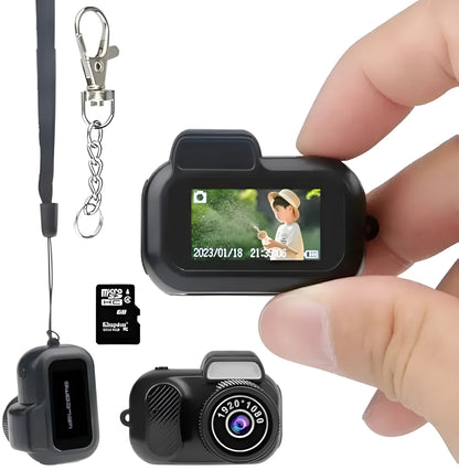 Retro Mini Keychain Camera
